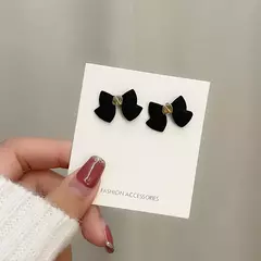 Pendientes Flores Negras