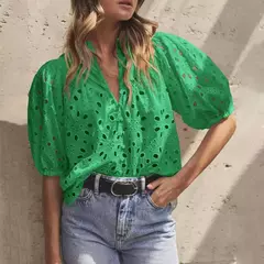 Camisa Bordada con Ojales en internet