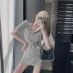 Vestido Corto con Capucha - tienda en línea
