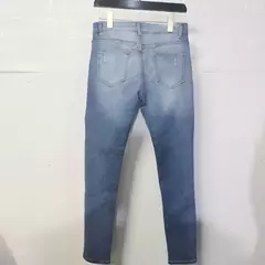 Jeans Delgados Rasgados - TOKO Directo a tu Puerta