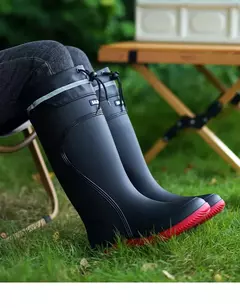 Botas lluvia Cerradas - comprar en línea