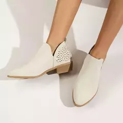 Botas Británico Tacón Bajo en internet