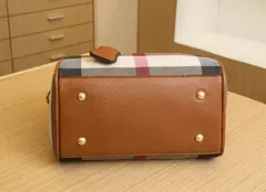 Bolso Boston Cruzado - TOKO Directo a tu Puerta