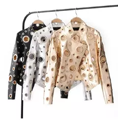 Chaqueta corta de Piel Sintética Remache Dorados - tienda en línea
