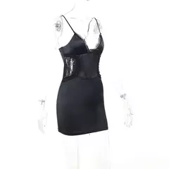 Vestido Ajustado de Tirantes - TOKO Directo a tu Puerta