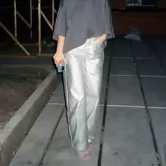 Pantalones Rectos Metálico en internet