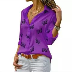 Imagen de Blusa holgada de manda larga con estampado de mariposa