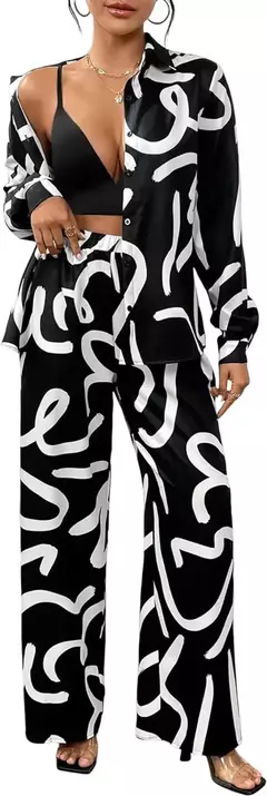 Conjunto con estampado elegante para mujer - comprar en línea