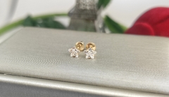 Brinco Em Ouro 18K Estrela
