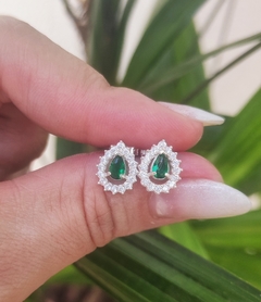 Brinco Gota Cravejada com Zircônias