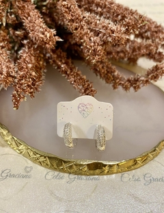 Argola cravejada micro zircônia M