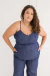 Macacão Feminino Jeans Plus Size com Alça Ajustável na internet