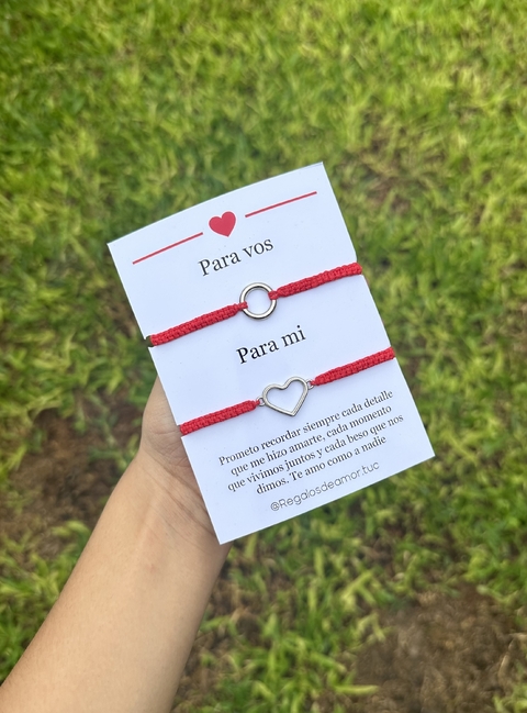 Círculo y corazón plateado