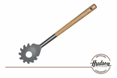 Cuchara Hudson Para Pastas De Cocina Con Mango De Madera - comprar online