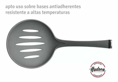 Espumadera De Nylon Hudson Con Mango De Acero Inoxidable en internet