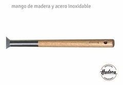 Cucharon Hudson De Cocina Con Mango De Madera - ABRUZZO BAZAR