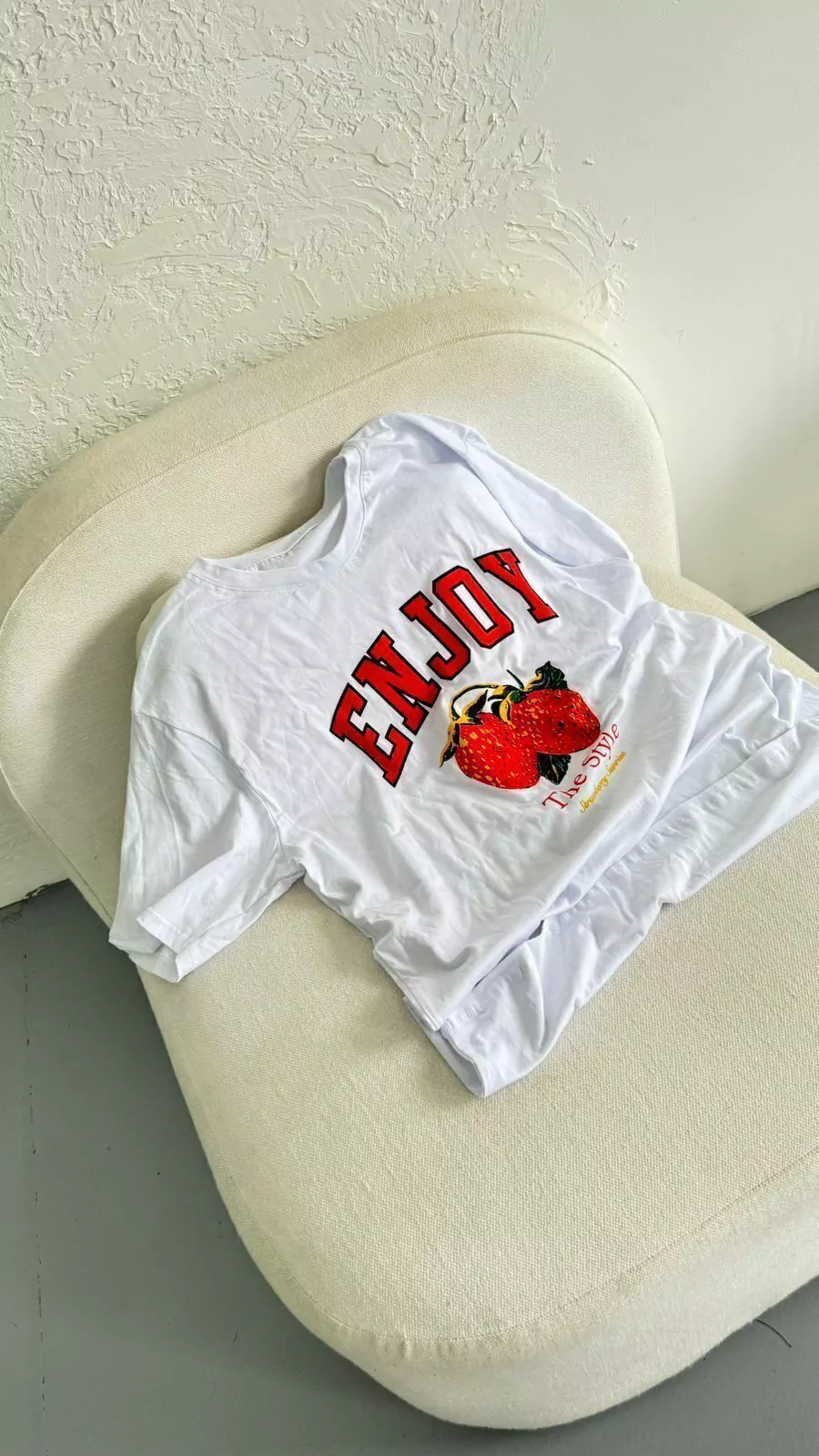 Remera Enjoy