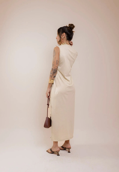 Vestido Longo Cavado com Bolso - Bege Claro - comprar online