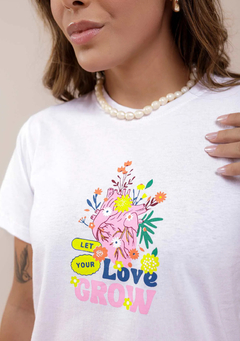 T-Shirt - Love Grow - comprar online