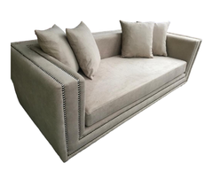 SILLÓN MODERNO DOBLE TACHA en internet