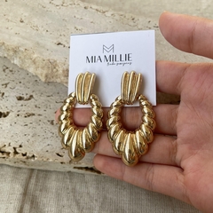 Brinco Janine (dourado) - comprar online
