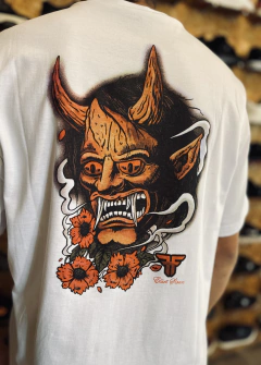 Remera Fallen Oni