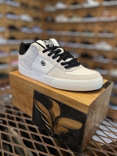 C1rca Tre - Switch Skate Shop