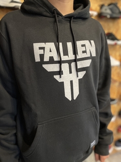 Buzo Fallen Insignia en internet