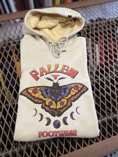 BUZO FALLEN LUNAR MOTH - Switch Skate Shop
