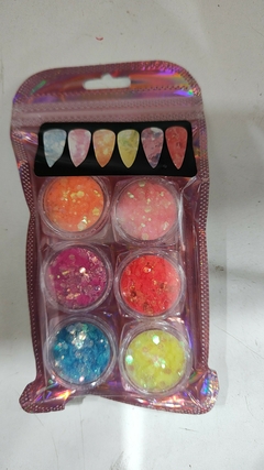 Glitters