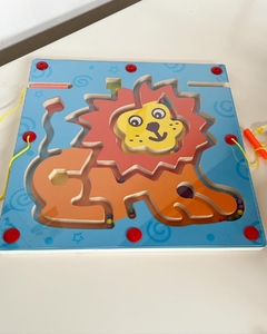 Laberinto imantado león con juego de mesa - comprar online
