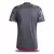 Camisa de futebol masculina do Flamengo III 2024, nas cores preto, prata e vermelho, com design moderno e logo do clube.
