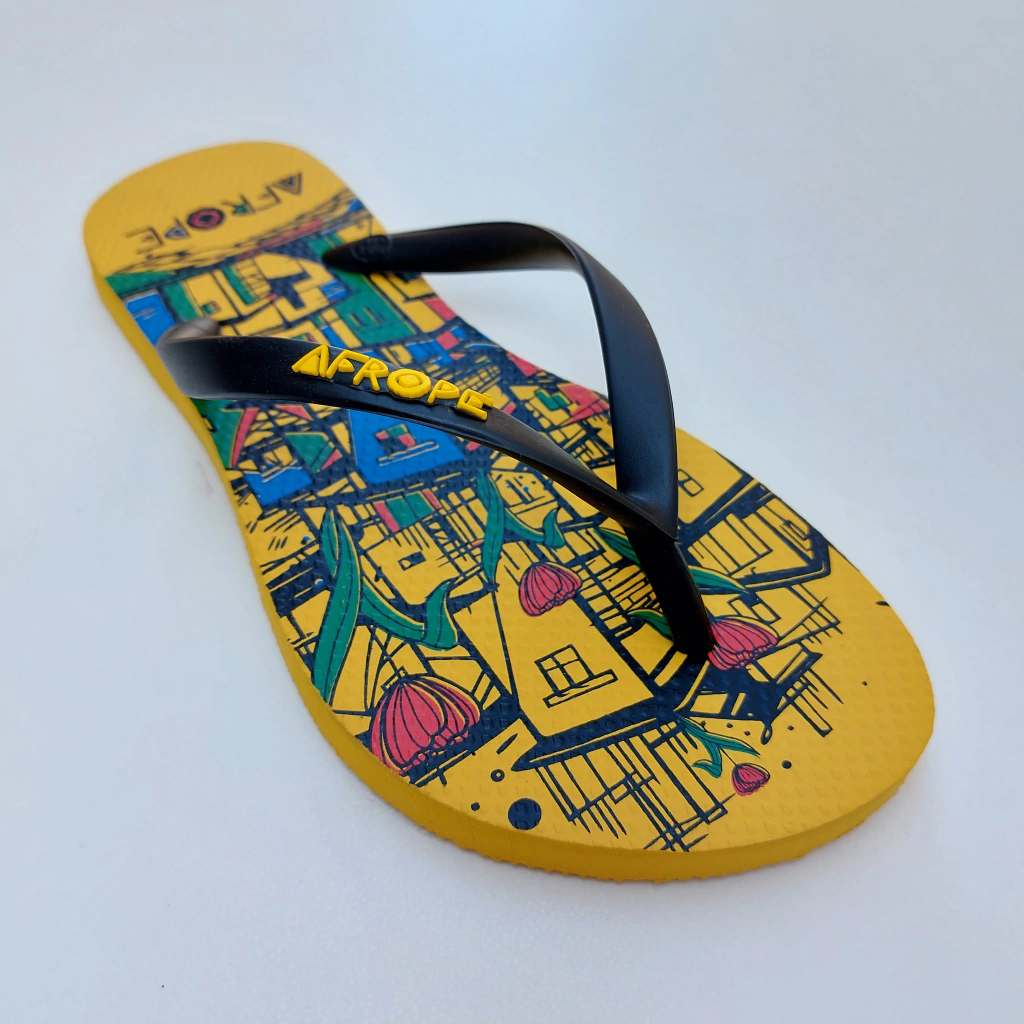 Chinelo Favela Amarelo