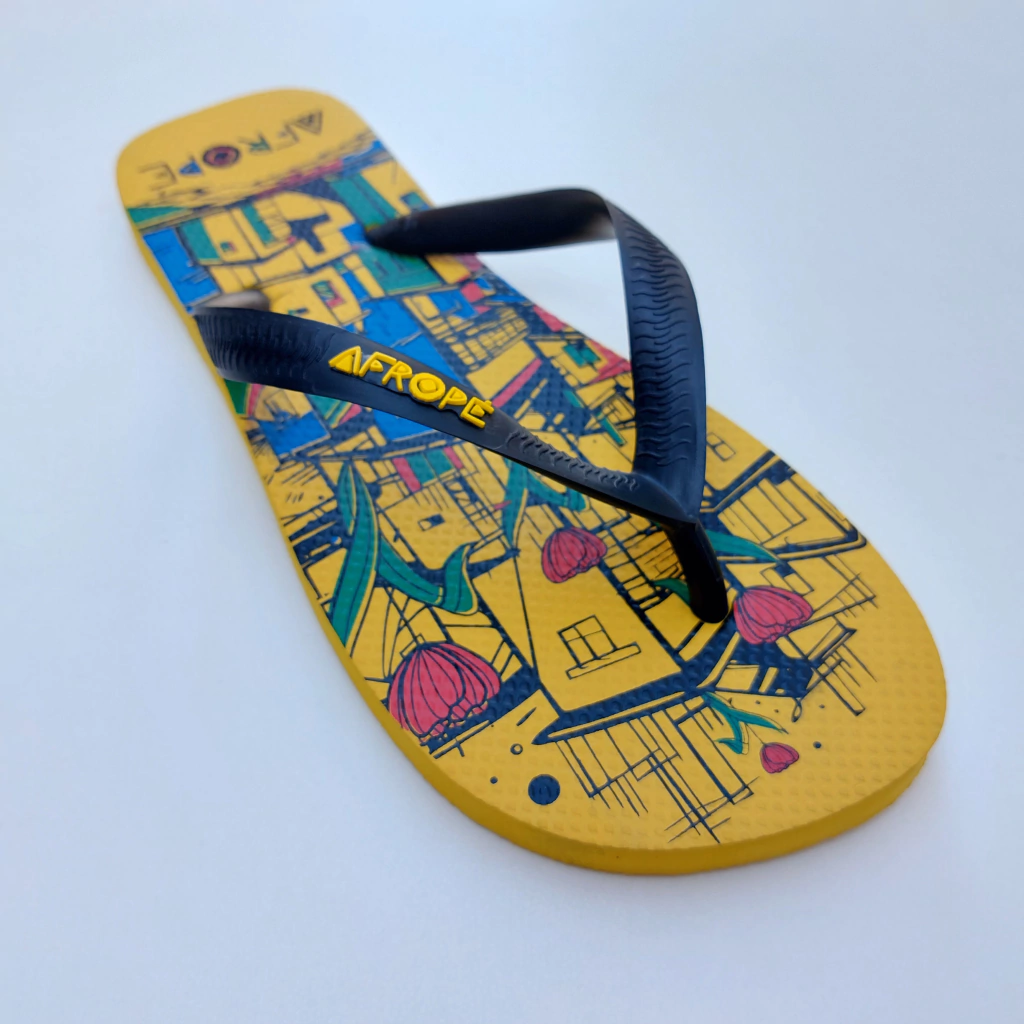 Chinelo Favela Amarelo