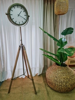 Reloj De Pie Estilo Tripode