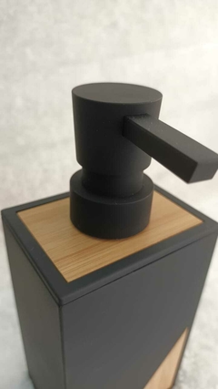 Imagen de Dispenser Cuadrado
