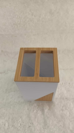 Imagen de Porta Cepillo cuadrado Con madera
