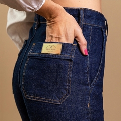 CALÇA JEANS RETA BOLSO FACA na internet