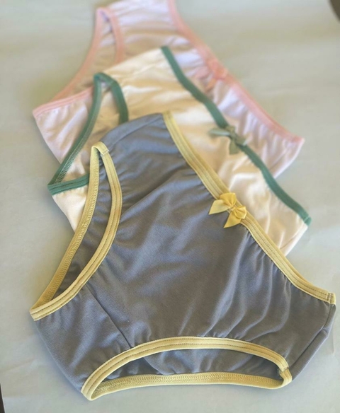 Kit 3 calcinhas sortidas
