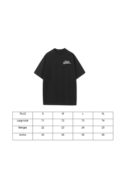 REMERA NEGRA MOONS en internet