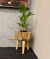 Vaso Cachepot Decorativo Adorno Baixo Madeira Tripé D23xA30 - Espaço Fino Design