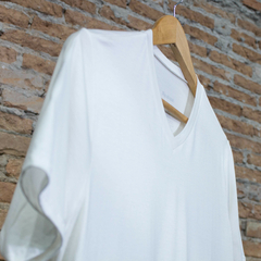 Camiseta Tech Masculina Gola V - Vowi