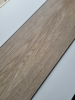 Piso Símil Madera Vinílico 4mm Texturado Pvc-Spc en internet