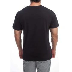 T-SHIRT REGULAR GOLA REDONDA PRETA na internet