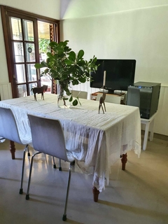 Mantel de Gasa y puntillas