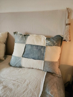 ALMOHADA JANO TEÑIDA - comprar online