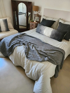 Pie de cama gasa doble gris