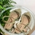 Sandalia Rasteira bico folha Mary Carvalho Pistache - comprar online