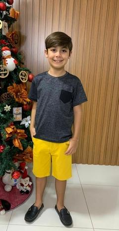 Camisa com bolso - Aventura Kids.