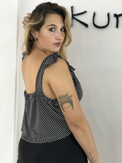 Blusa “Berlin” Kumari en internet